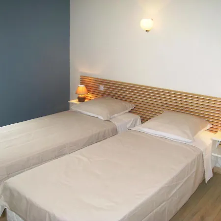 Les Epinettes By Interhome